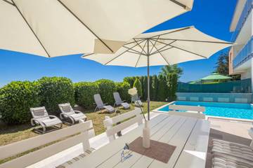 Villa für 11 Personen in Icici, Primorje-Gorski Kotar, Bild 2