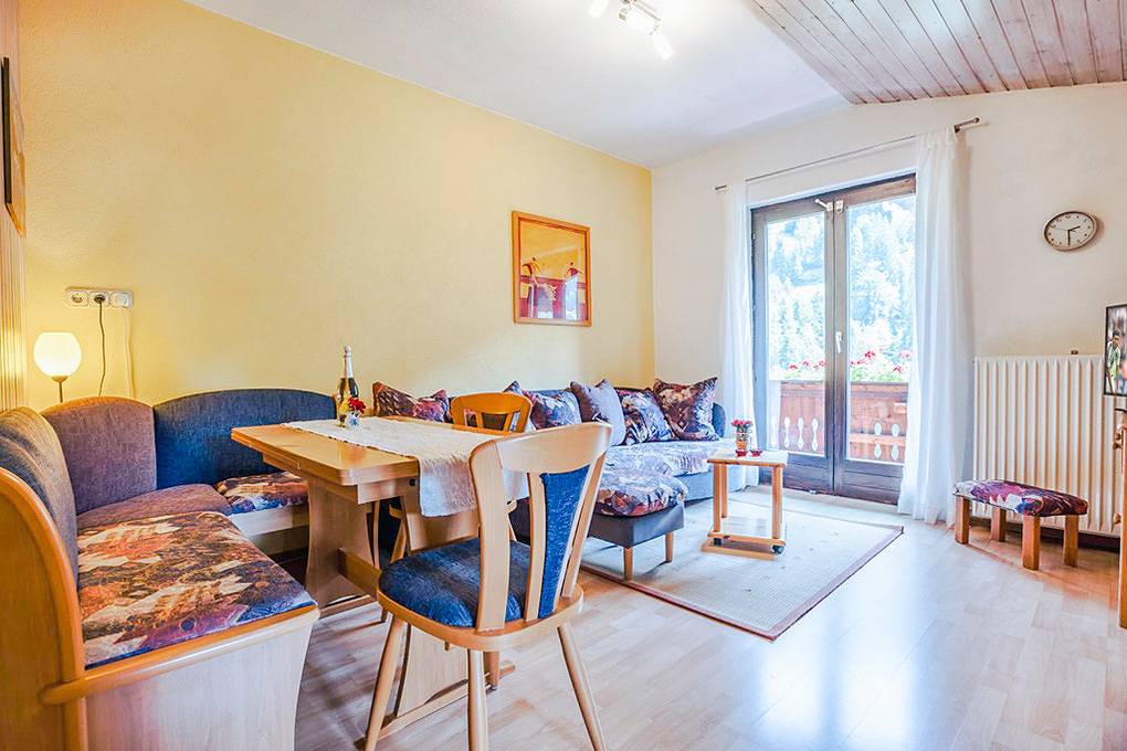 Geheel vakantieappartement, Vakantieappartement voor 9 personen met balkon in Silbertal, Schruns-Tschagguns