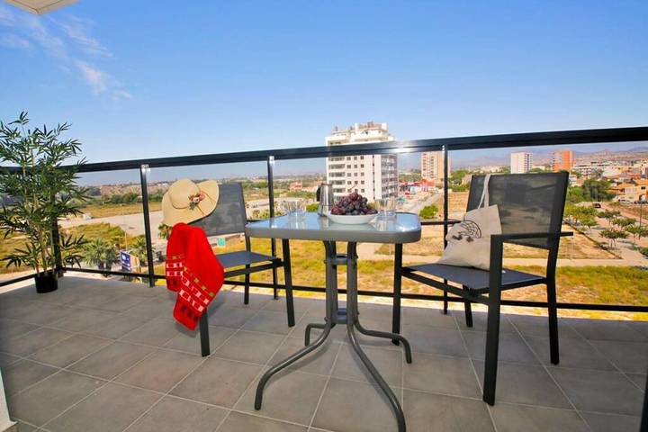 Apartamento de vacaciones para 6 personas, con balcón - 1