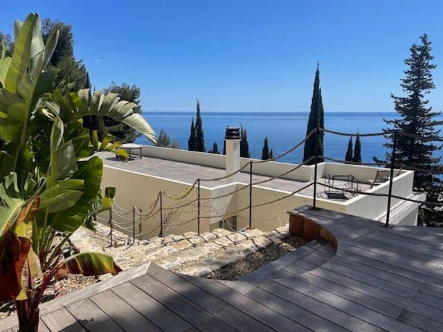 Modern Seaview Villa with Pool above Monaco in Grimaldi (Ventimiglia), Ventimiglia