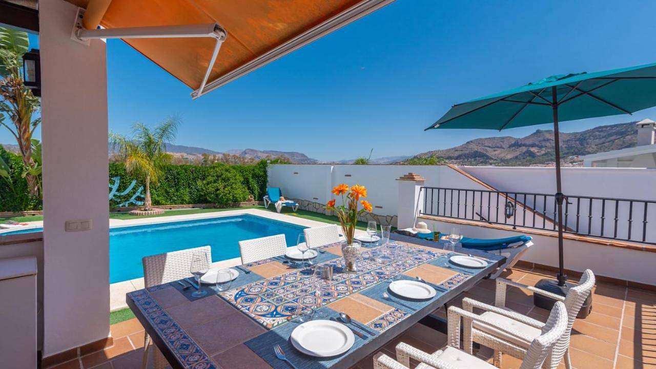 Three-Bedroom House in Cerralba, Pizarra