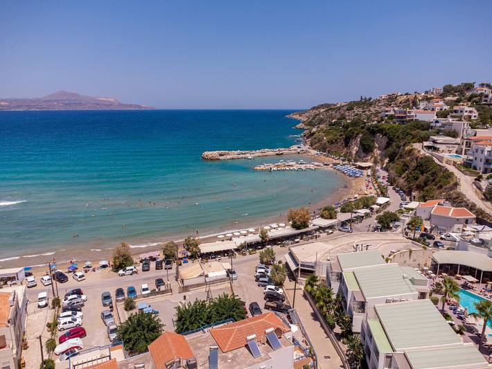 Villa for 7 people, with Balcony and Garden in Almyrida