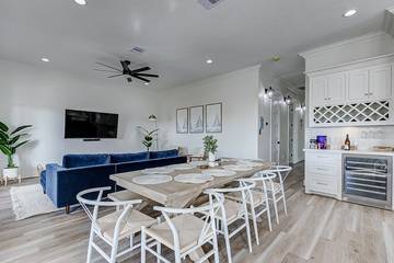 Vacation House for 14 Guests in Bolivar Peninsula, Galveston County, Picture 2