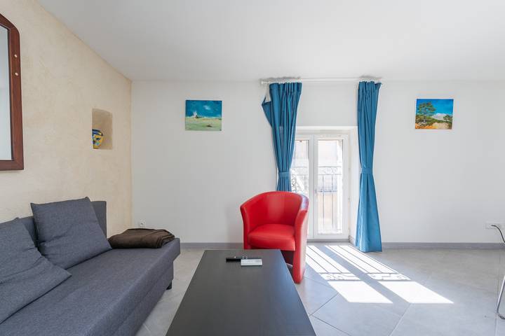 Appartamento intero, Ampio appartamento climatizzato di 45 m² - 3 locali con alcova - n4 in Charleval, Aix-en-Provence e dintorni