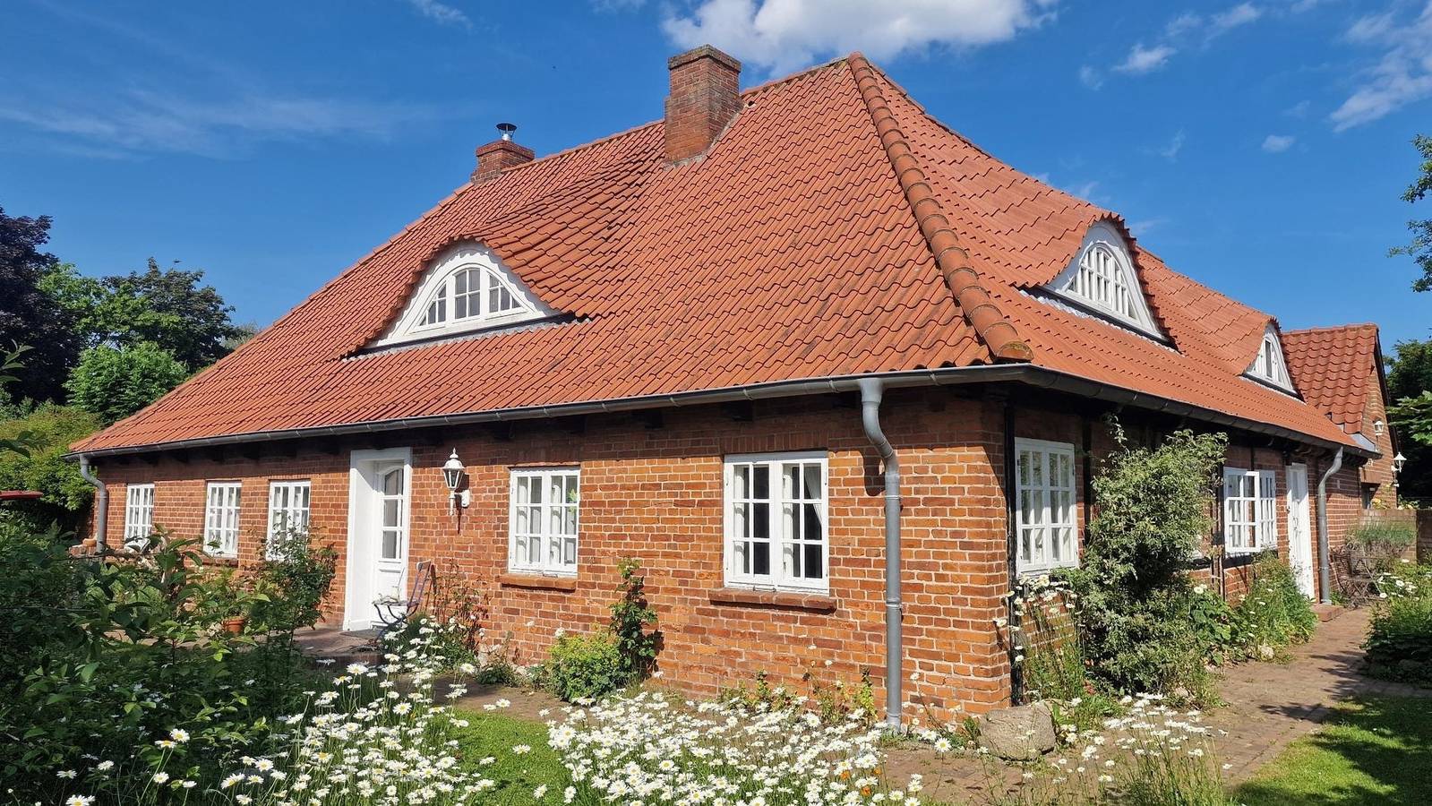 Ganze Ferienwohnung, [Urlaub mit Hund] - freie Zeiten im  Sommer in Riepsdorf, Ostholstein