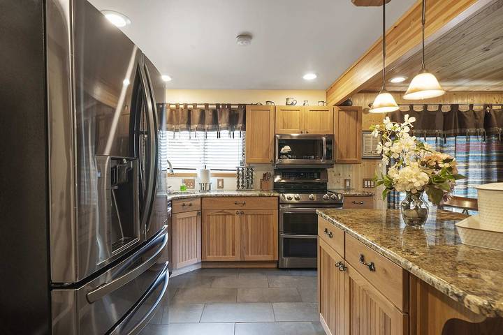 Vacation house for 4 people, with terrace and yard as well as hot tub in Oregon Coast