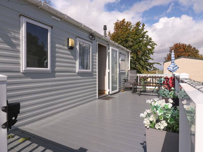 Holiday rental for 10 people, with pool and garden in St Osyth