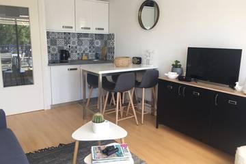 Gîte pour 4 personnes, avec jardin et balcon dans Plage Bonne-Source