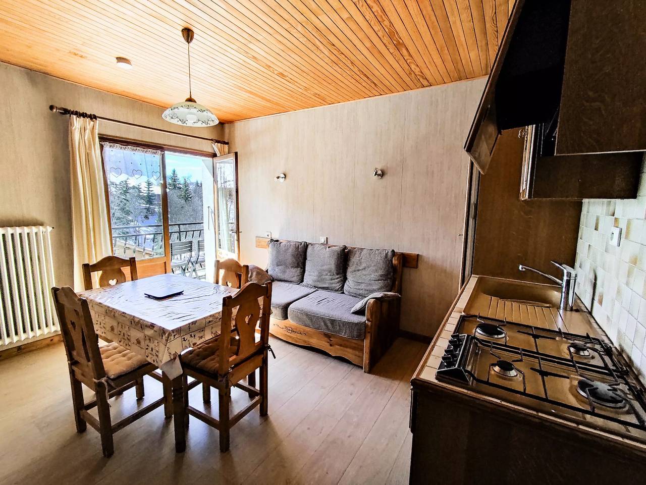 Entire apartment, 3 Rooms for 5 Persons in Le Grand-Bornand, Annecy region