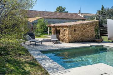 Holiday Home for 2 People in Valréas, Auvergne-Rhône-Alpes, Photo 1