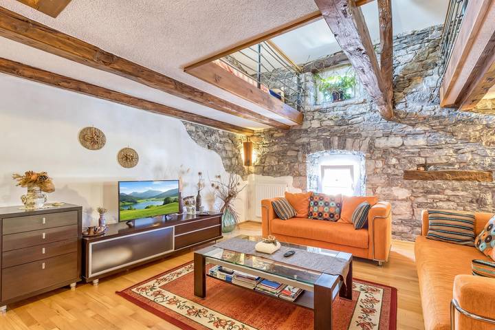 Casa rural para 8 personas, con terraza, Se admiten mascotas en Eslovenia
