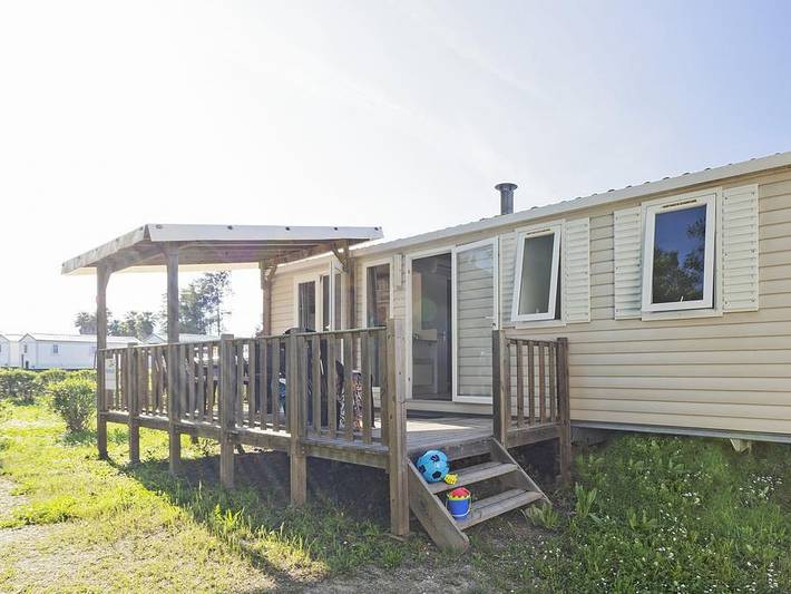Camping Marina d'Erba Rossa - Mobilheim 6 personen - Comfort | 3 Schlafz. | 6 Pers. | Erhöhte Terrasse | Klimaanlage in Marina d'Oru, Ghisonaccia