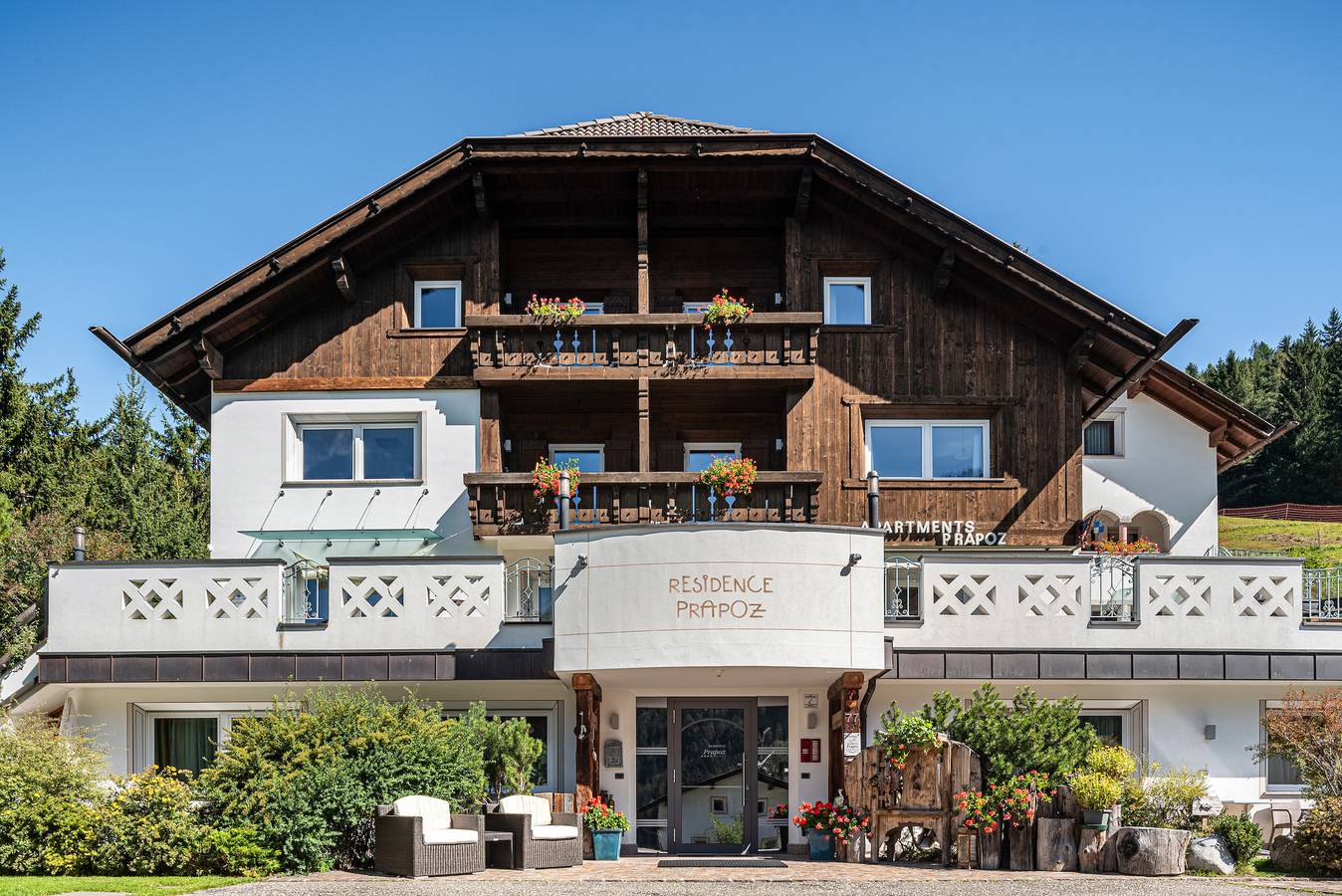 Entire apartment, Apartment Prapoz Typ C2 with Mountain View, Wi-Fi & Balcony in Ortisei, Dolomiti Superski
