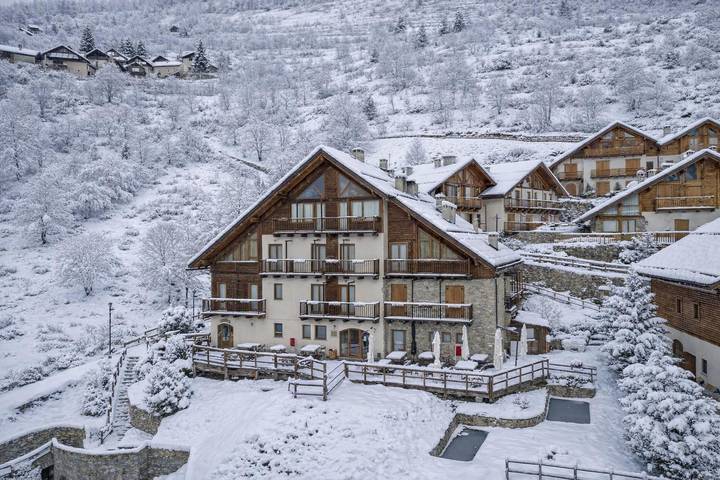 Gleise Lodge apartment with Balcony & Views in Bardonecchia, Turin Provinz
