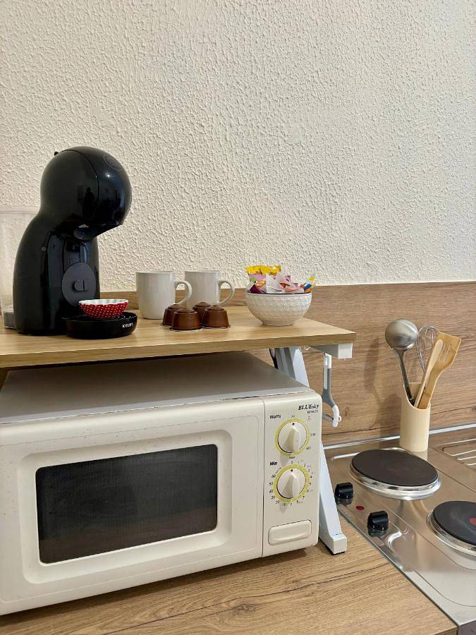 Appartement entier, One-Bedroom Apartment in Sillé-le-Guillaume, Parc naturel régional Normandie-Maine