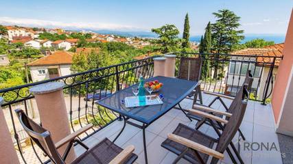 Maison d’hôte pour 4 personnes, avec jardin ainsi que vue et balcon à Rijeka