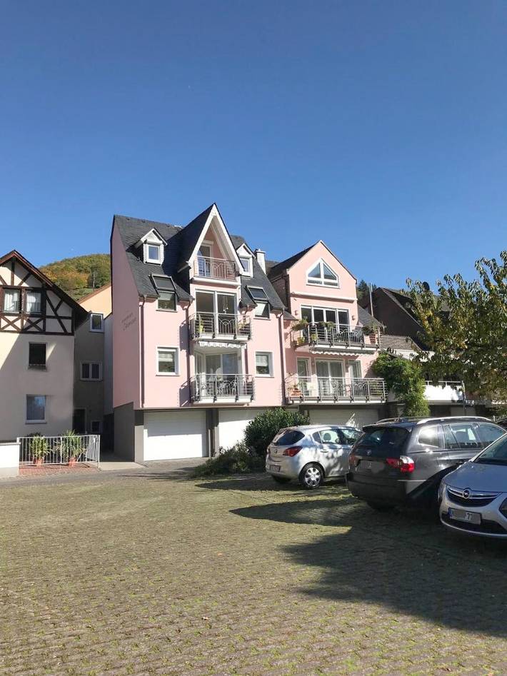 Ferienwohnung für 4 Personen, mit Ausblick und Balkon in Reichsburg Cochem