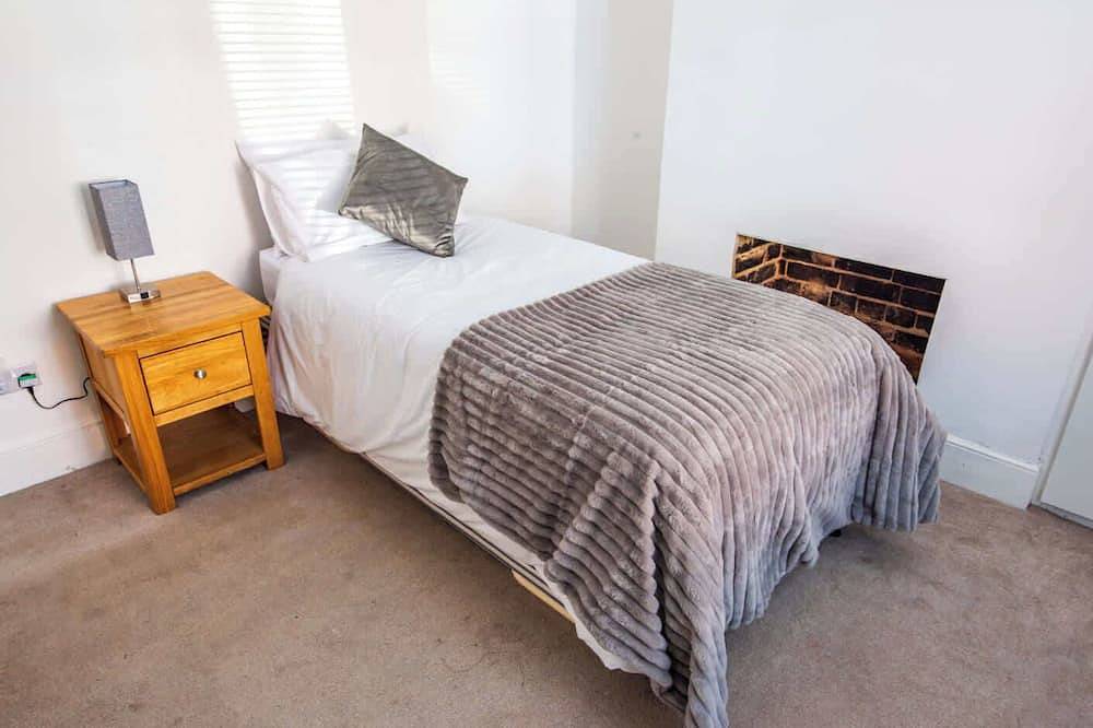 Spacious 3Br House Near Sixfields, Duston in Northampton, Northamptonshire