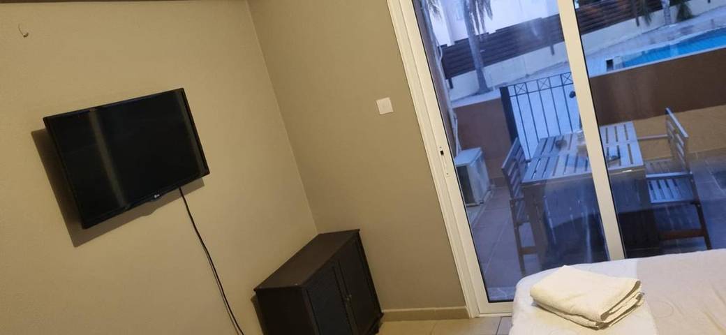 Appartement de vacances pour 7 personnes, avec terrasse et piscine