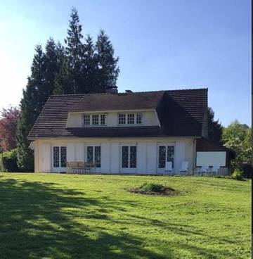 Maison d’hôte pour 2 personnes, avec jardin ainsi que terrasse et vue dans Chiry-Ourscamp