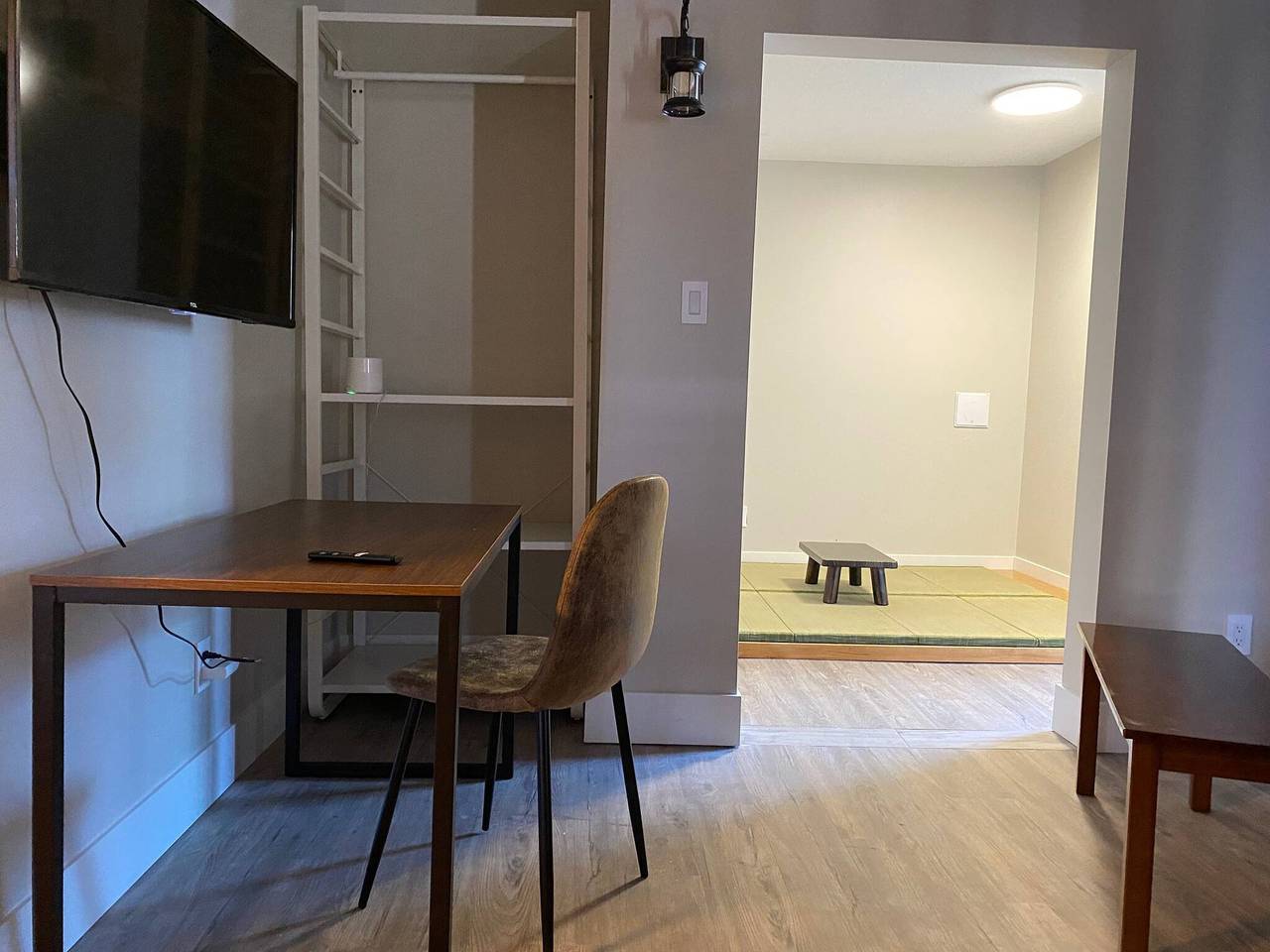 Newly Renovated 1br1ba With Asian Style Tea Room in Edmonton, Alberta