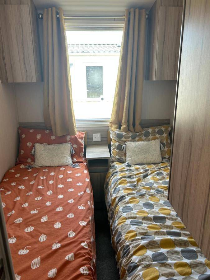 Mobile Home in Selsey, West Sussex