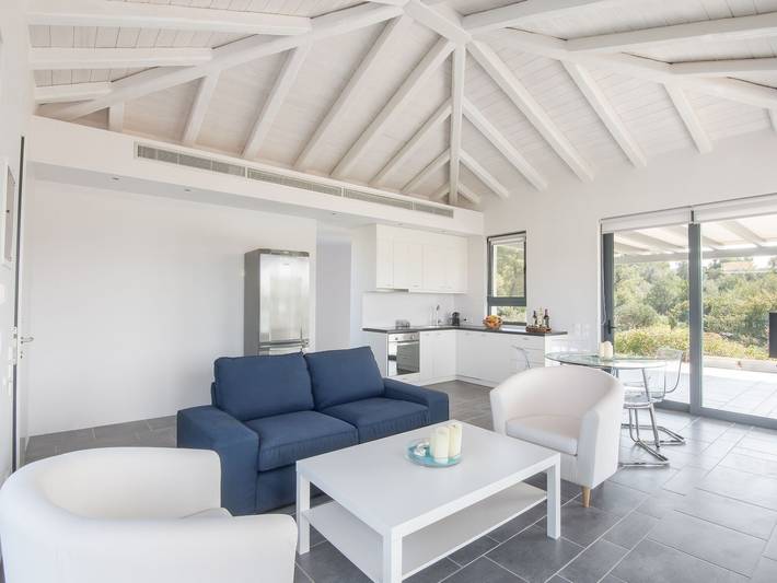 Location de vacances pour 6 personnes, avec Balcon/Terrasse ainsi que Balcon et Jardin à Porto Heli