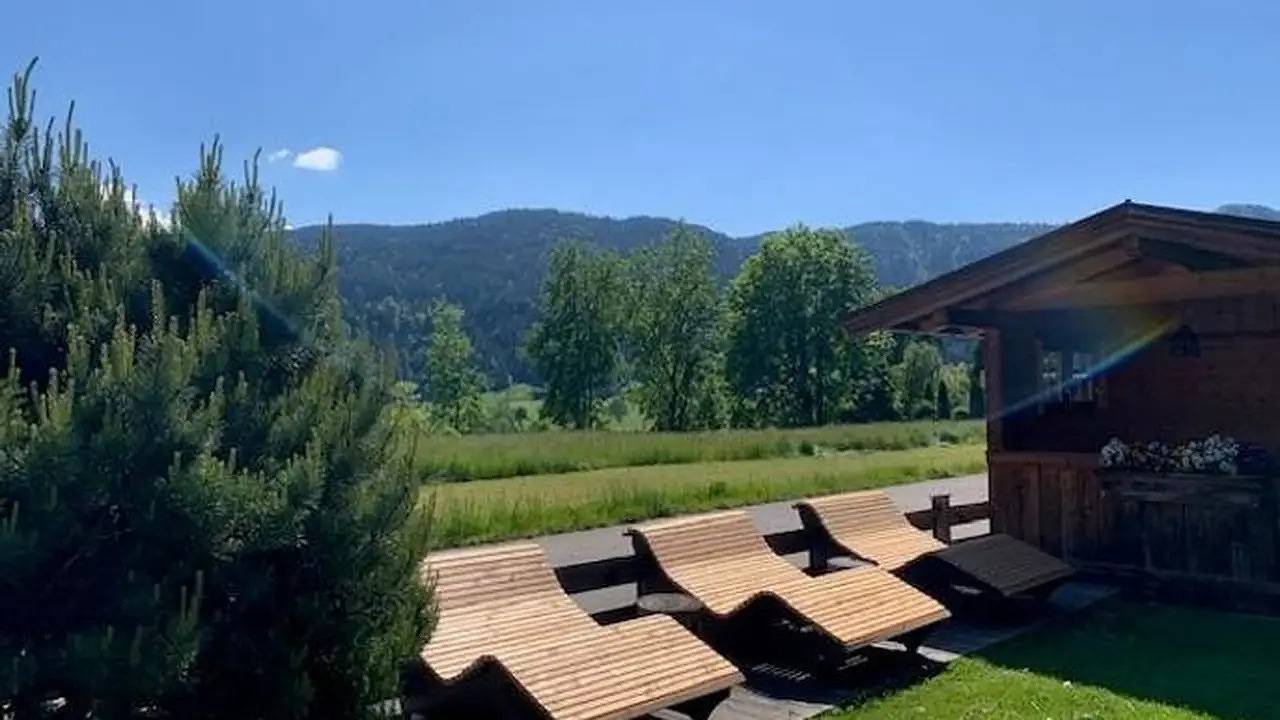 Geheel vakantieappartement, Vakantieappartement voor 13 personen met sauna in Itter, Kaisergebirge