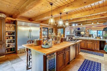 Log Cabin for 15 People in Vermont, USA, Photo 4