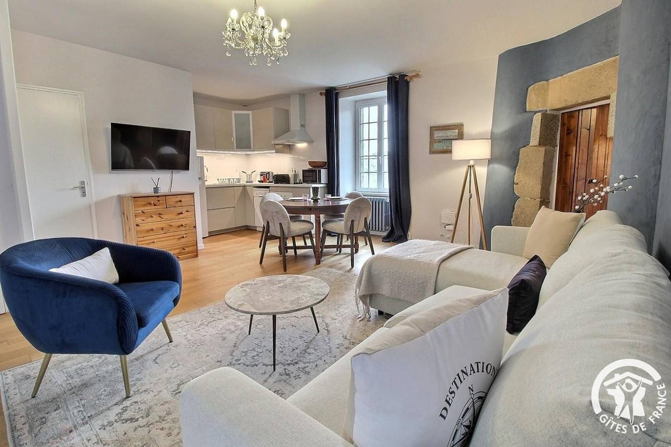 L' épervier in Étables-sur-Mer, Côte de Goëlo