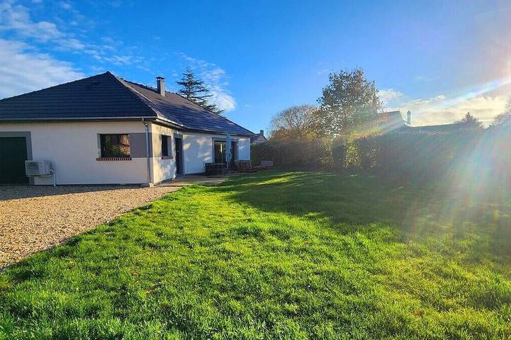 Location de vacances pour 6 personnes, avec jardin à Manneville-ès-Plains