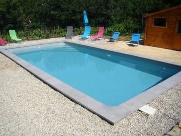 Gîte pour 6 personnes, avec jardin et piscine à Lablachère