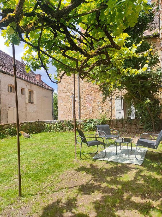 Appartement entier, Two-Bedroom Apartment in Gourdon, Quercy