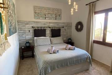 Villa for 6 People in Cala Galdana, Menorca, Photo 2