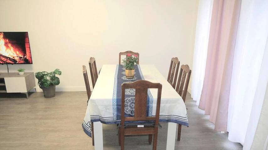 Location de vacances pour 6 personnes, avec jardin et terrasse à La Grande-Paroisse - 3