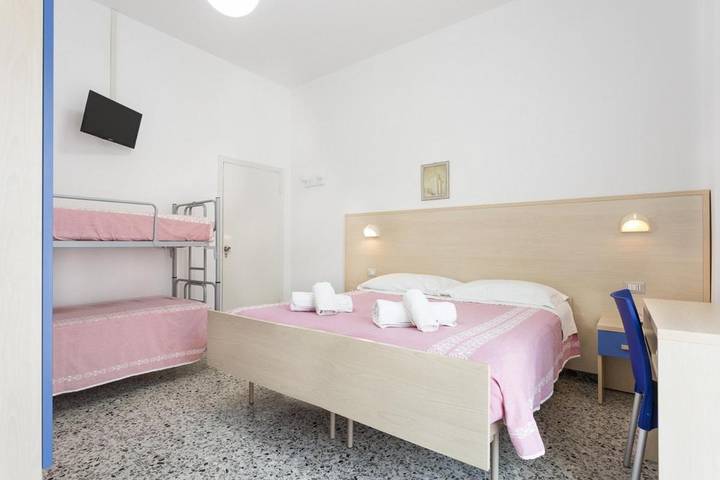 Location de vacances pour 2 personnes, avec balcon dans Bellaria-Igea Marina - 4