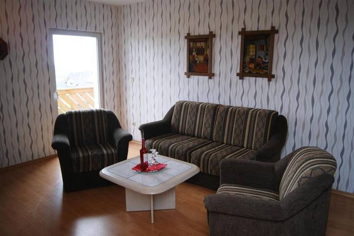 Ferienwohnung für 5 Personen, mit Ausblick und Garten in Geierlay Hängeseilbrücke - 2