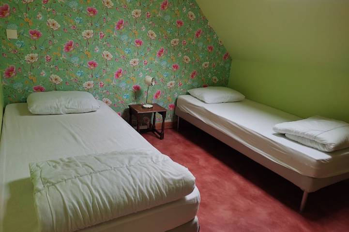 Location de vacances pour 8 personnes, avec jardin à Limerzel - 2