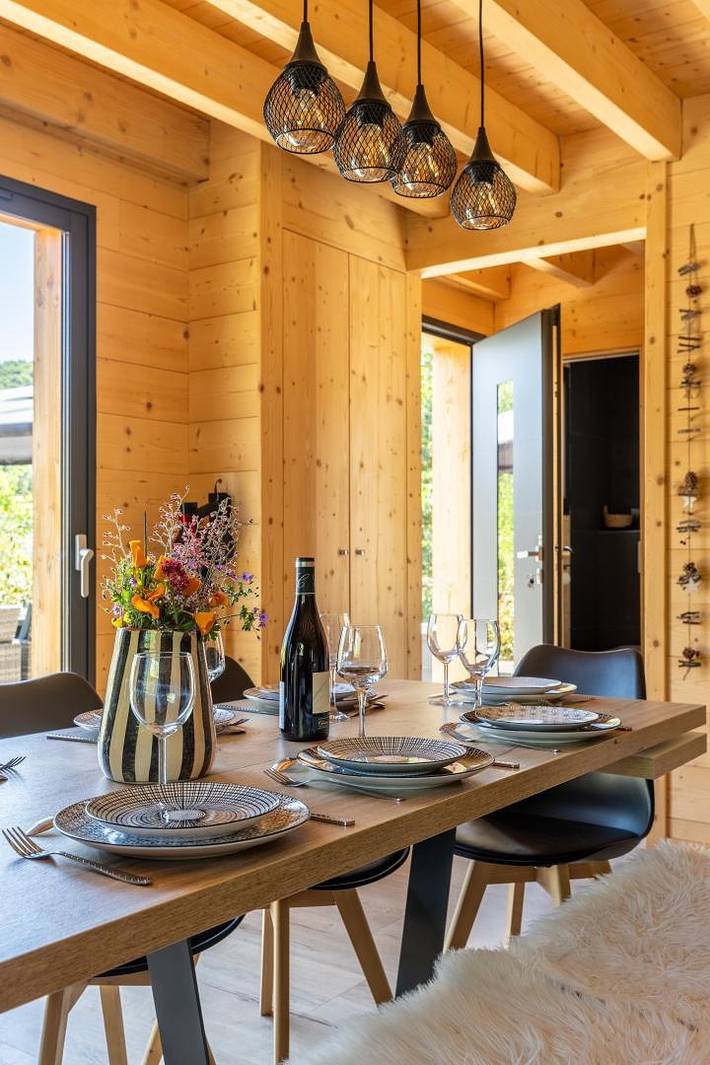 Gîte pour 8 personnes, avec jardin à Murol - 3