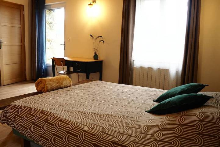 Location de vacances pour 15 personnes, avec jardin, animaux acceptés à Neuville-sur-Sarthe - 2