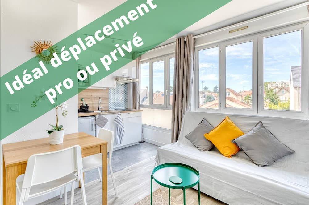 Appartement entier, Cocon d’Emeraude et de Saphire à Antony in Antony, Hauts-de-Seine