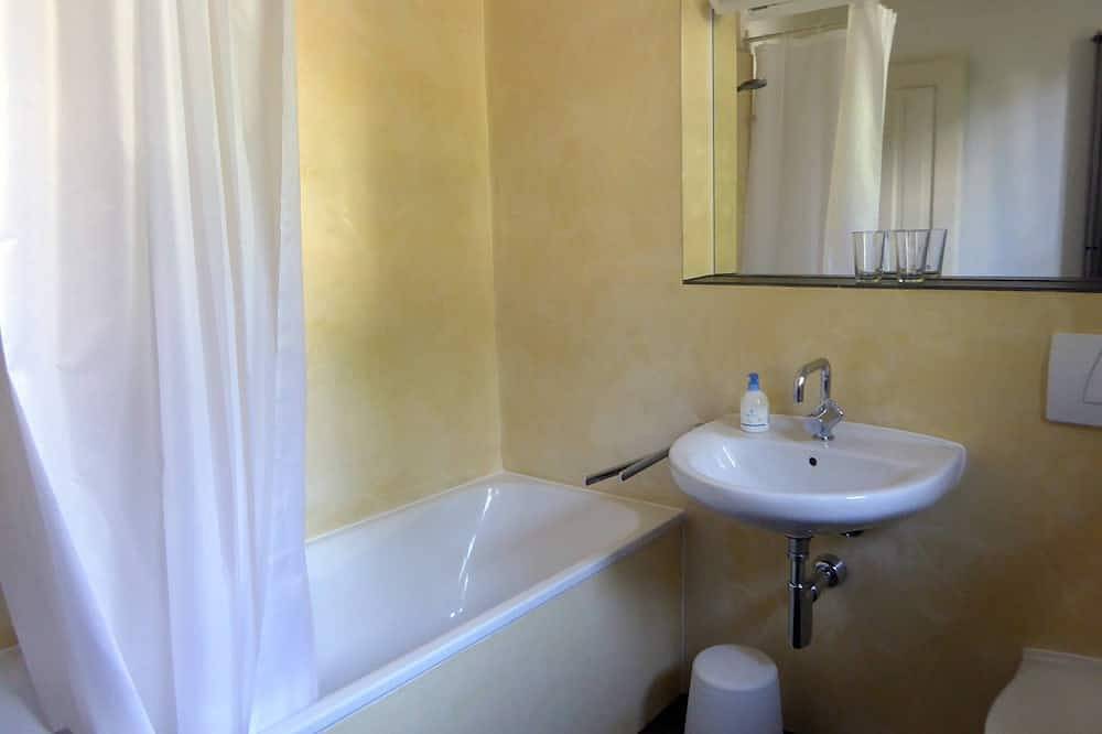 Ganze Wohnung, Chalet in der Stadt Bern in Bern, Kanton Bern