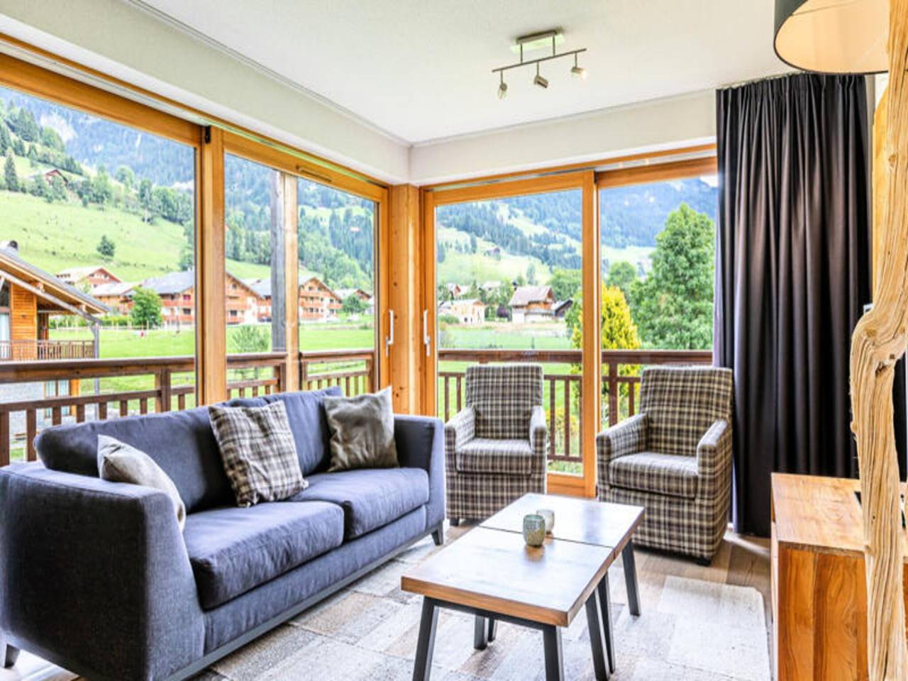 Entire apartment, Apartment in Portes du Soleil with Spa in Abondance, Les Portes du Soleil