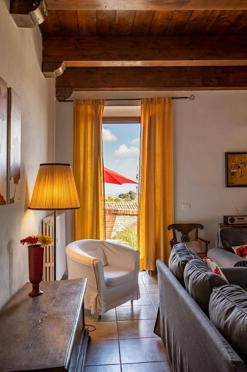 Geheel vakantieappartement, Appartment Barbera , Villa Pesce, Mombaruzzo in Mombaruzzo, Provincie Asti