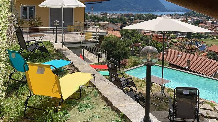 Villa pour 8 personnes, animaux acceptés à Comune di Verbania - 2