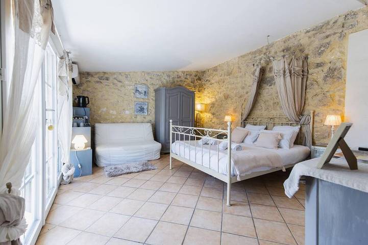 Appartement de vacances pour 4 personnes, avec Jacuzzi à Lagnes - 2