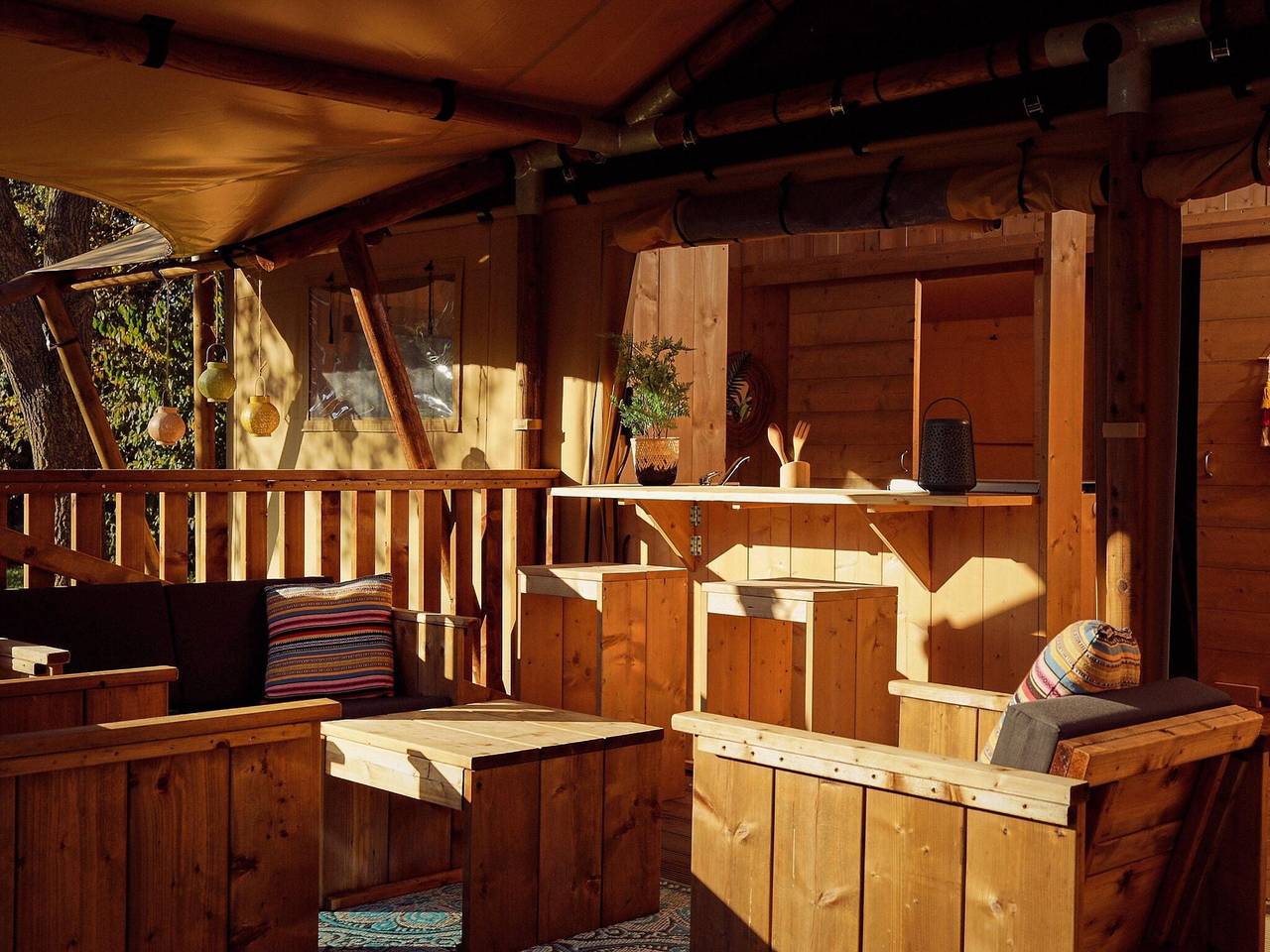 Glamping Tent in Zeewolde met Bbq in Flevoland