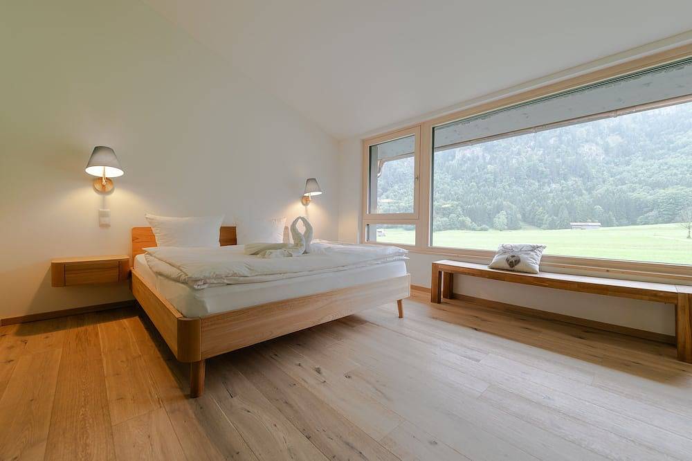 Modernes Ferienhaus mit rundum Bergblick, Pool, Sauna und großem Garten in Unterwössen, Bayerische Alpen