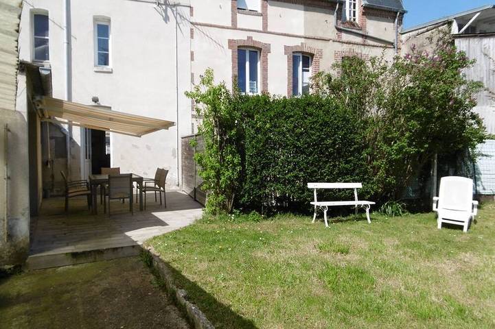 Maison de vacances pour 9 personnes, avec jardin et terrasse, animaux acceptés
