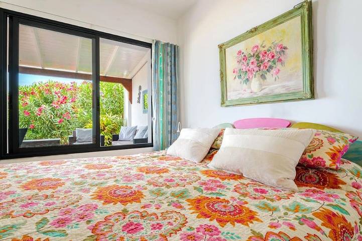 Holiday house with sea, coast and mountain views in the green north of Tenerife in Las Cruces, Garachico